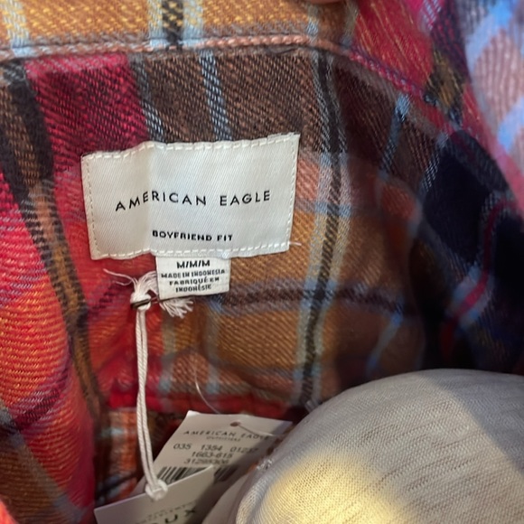 New w tags button-down long sleeve by American Eagle boyfriend fit - M - Picture 3 of 4